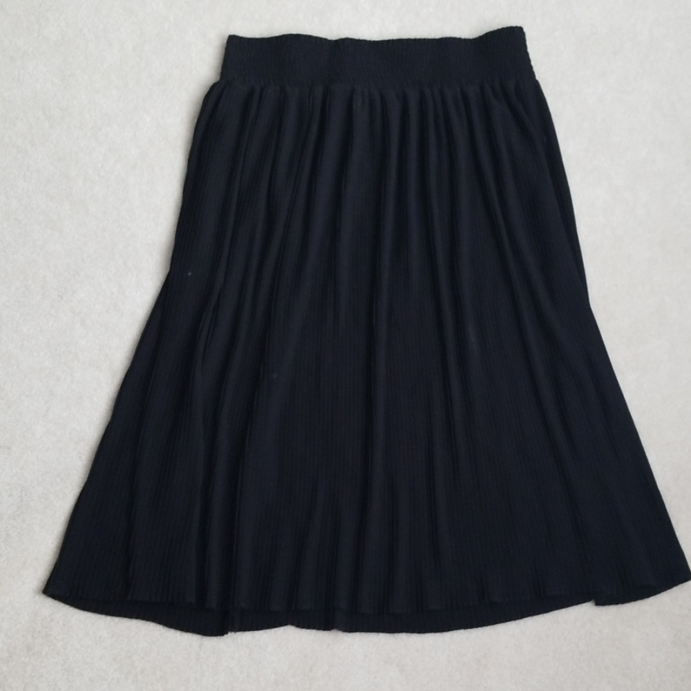 Pleated Midi Skirt